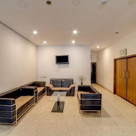 Collection O Cambay Sapphire Hotel Sarkhej Buitenkant foto